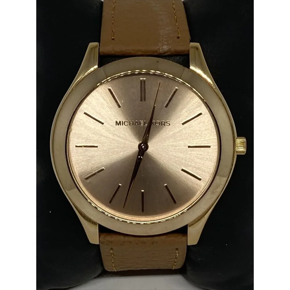 Michael Kors Runway MK3197 Unisex Brown Leather Analog Dial Quartz Watch EY315